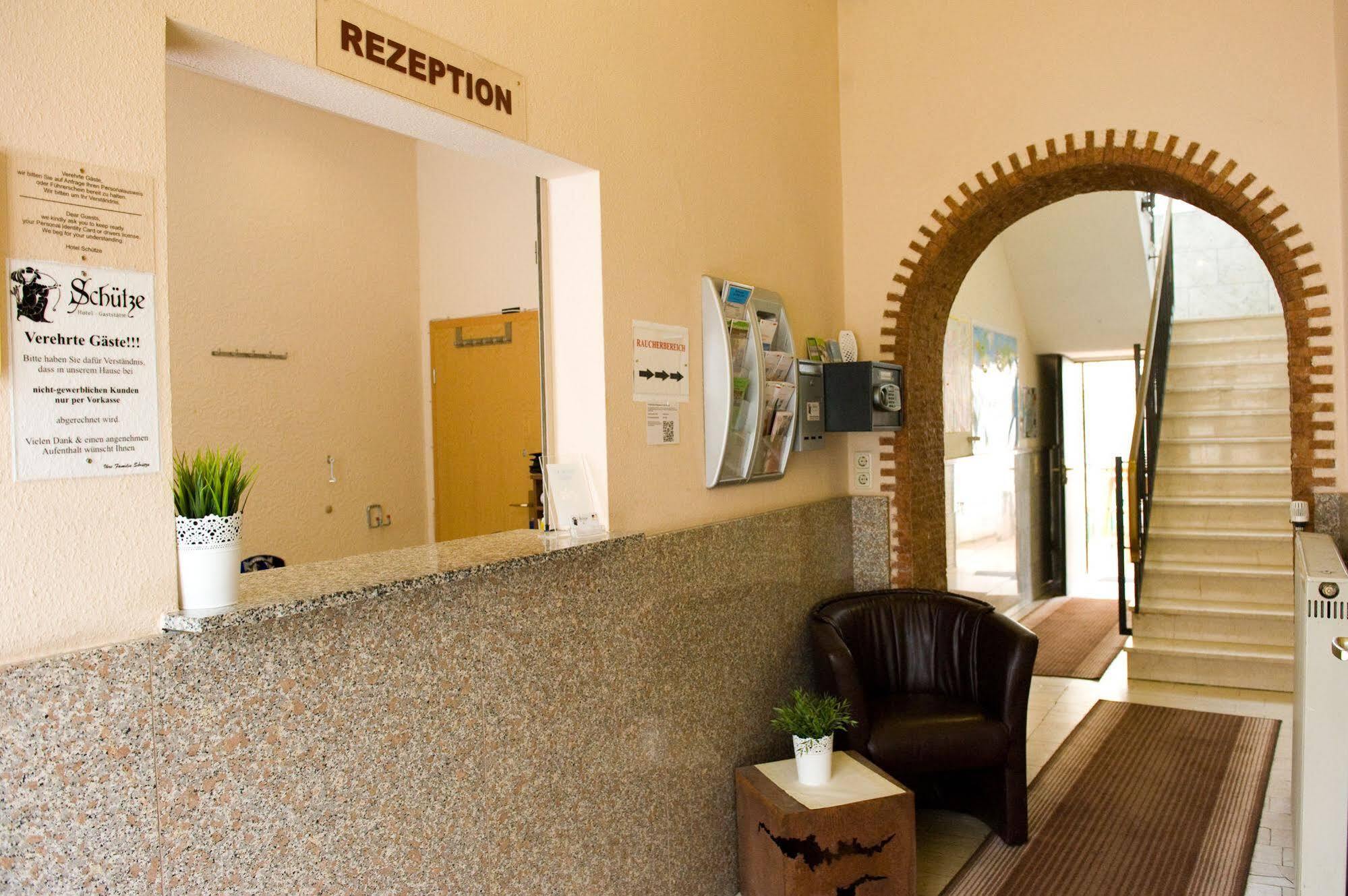 Hotel Schuetze Superior Huerth Exterior photo